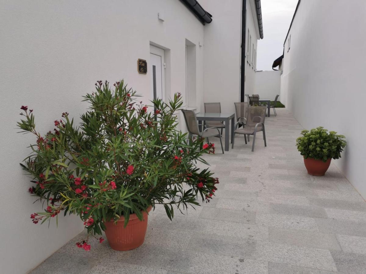 Zum Hofgassl Haus Isi Apartment Moerbisch Am See Exterior photo